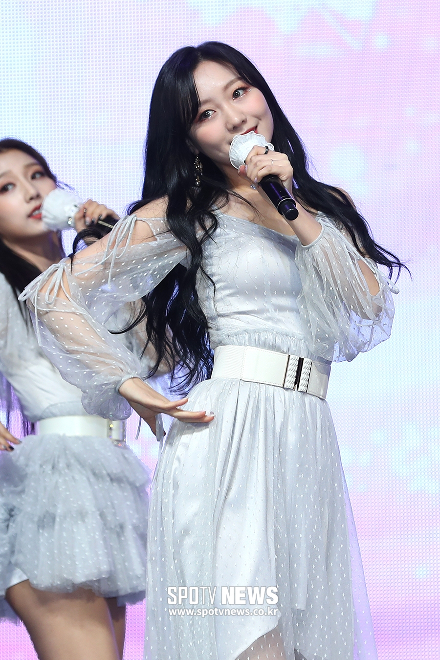 [포토S] 러블리즈 류수정, 하늘하늘한 원피스