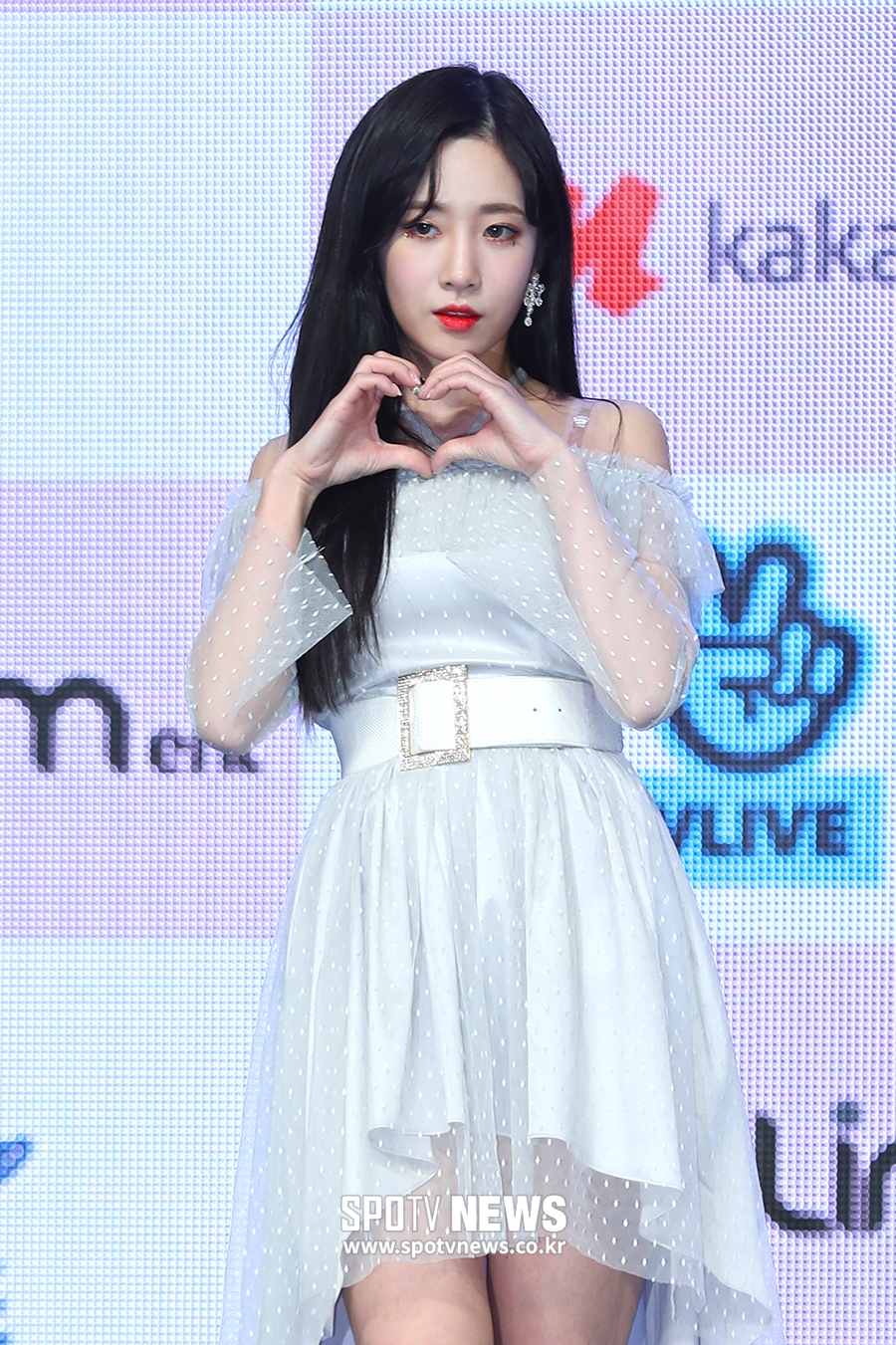 [포토S] 러블리즈 유지애, 레드립이 포인트