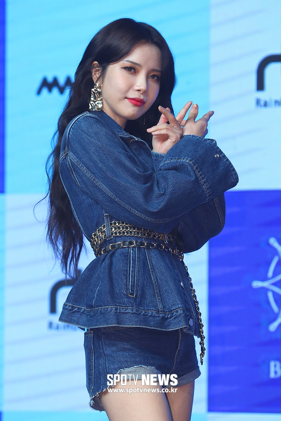 [포토S] 마마무 솔라, 섹시한 레드립
