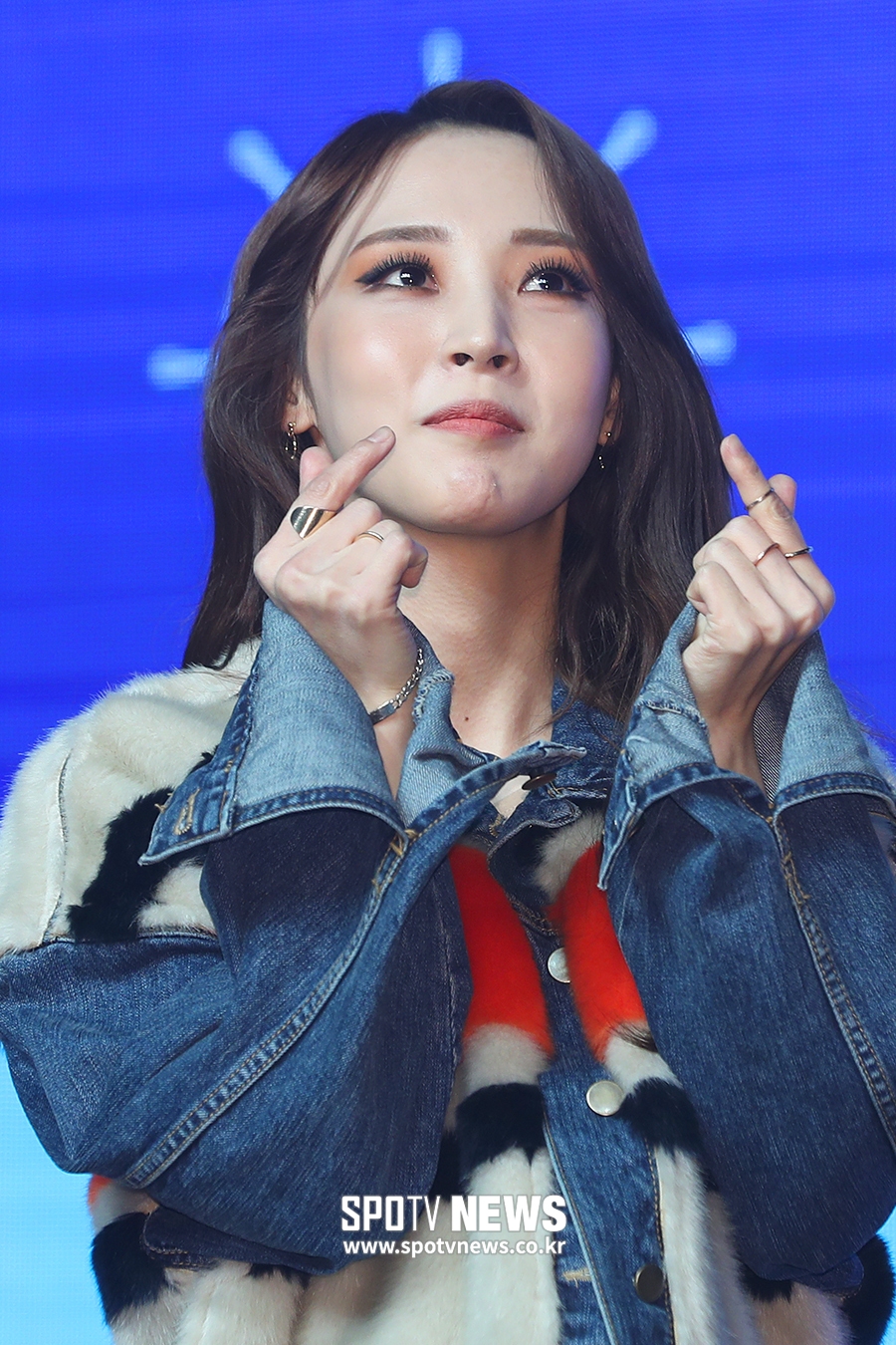 [포토S] 마마무 문별, 사랑스러운 하트
