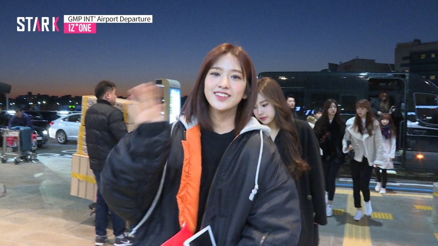 [영상] 아이즈원(IZ*ONE) 출국, FNS 가요제 참석해요~