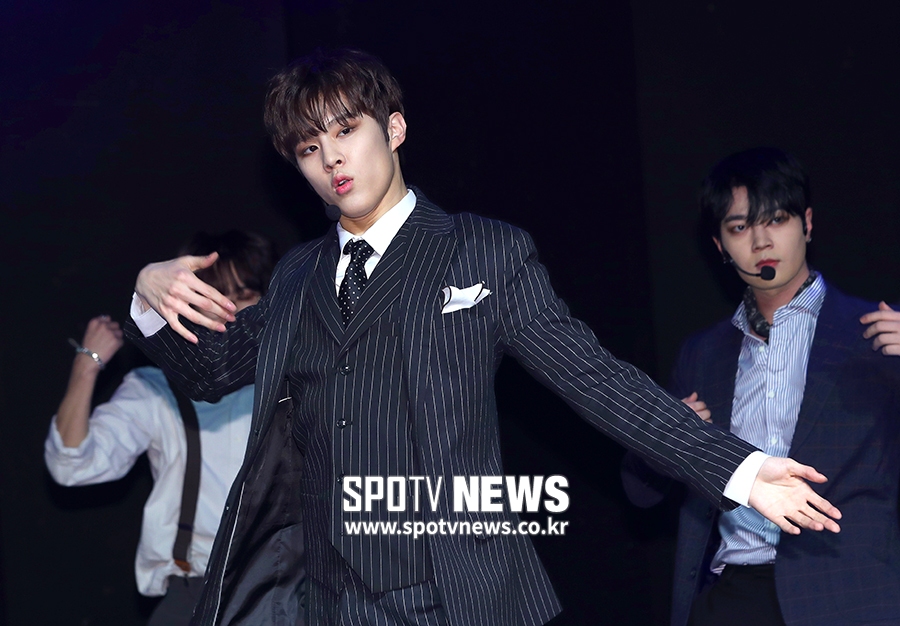 [포토S] 업텐션 우신, '슈트핏에 반하겠네'
