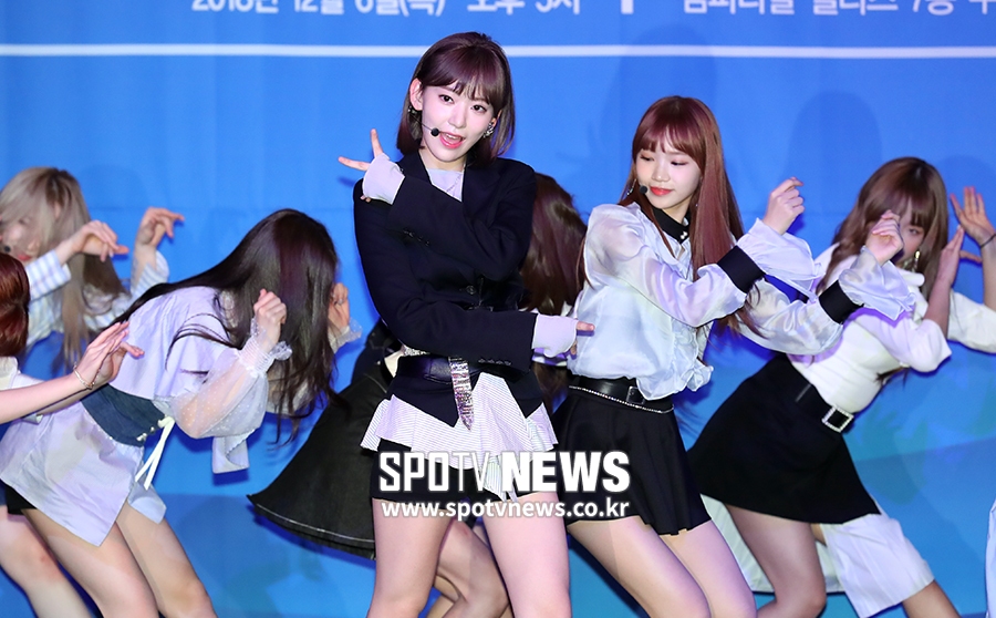[포토S] 아이즈원 미야와키 사쿠라, 섹시한 눈빛