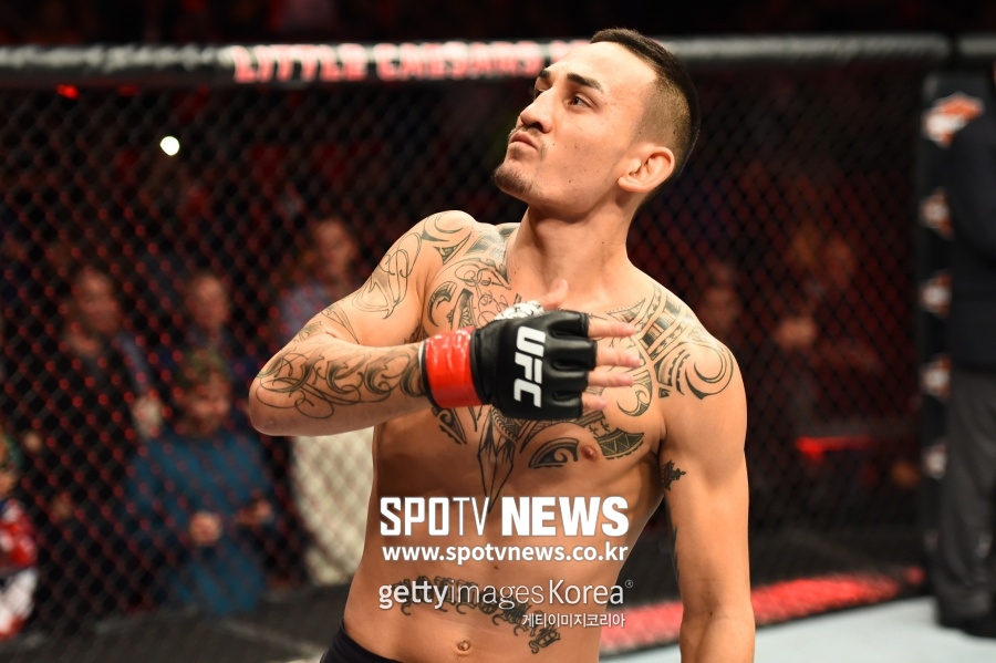[굿모닝 UFC] "맥스 할로웨이, 라이트급으로 올라가야 할 때"