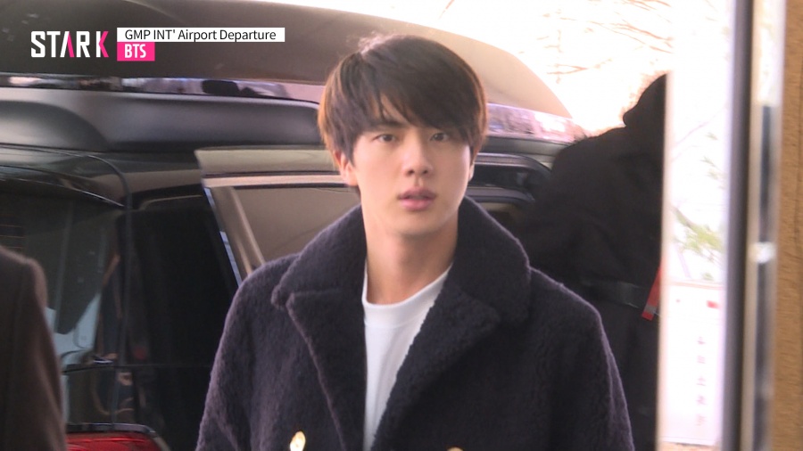 [영상] 방탄소년단(BTS), 전세기 타고 대만으로 출국