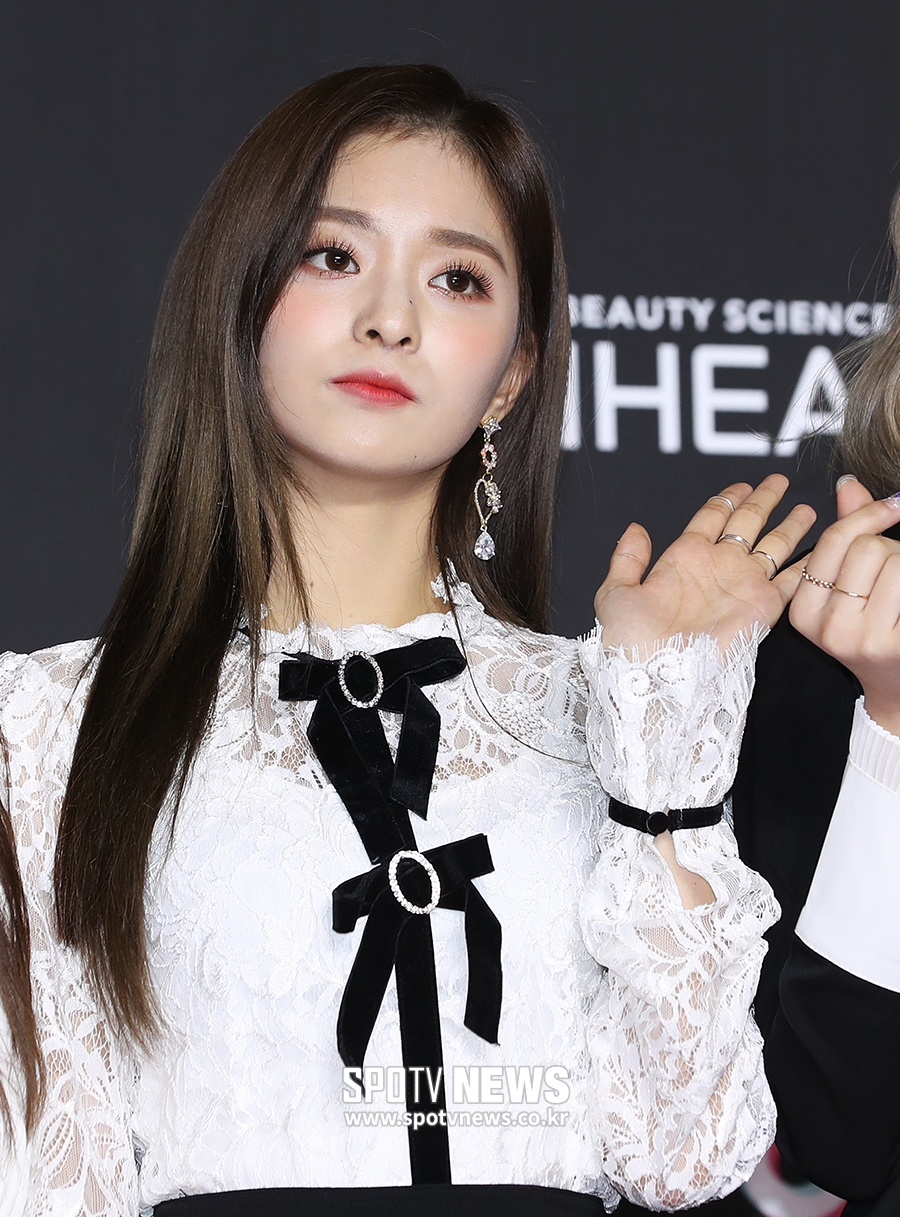 [포토S] 프로미스나인 이나경, 인형