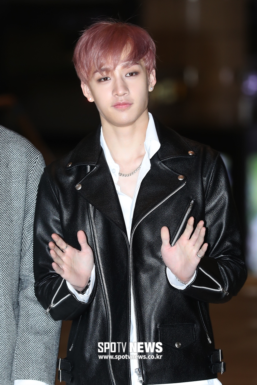 [포토S] 스트레이키즈 방찬, 라이더재킷 입고