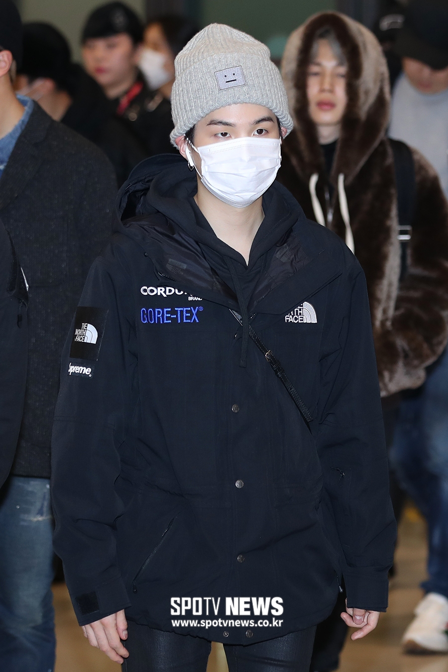 [포토S] 방탄소년단 슈가, 귀여운 털모자