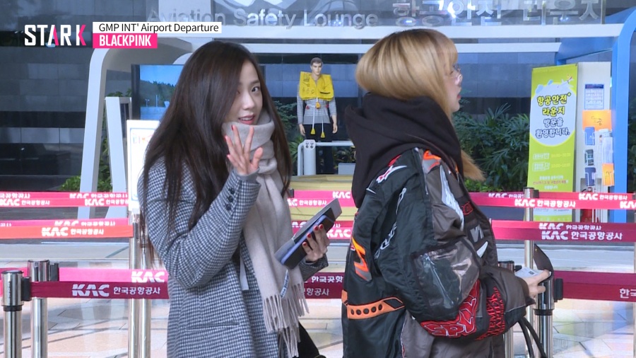 [영상] 블랙핑크(BLACKPINK) 출국, 언제나 사이 좋은 공항 여신들