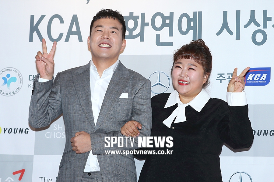 [포토S] 김민기-홍윤화 부부, 깨소금 냄새 솔솔~