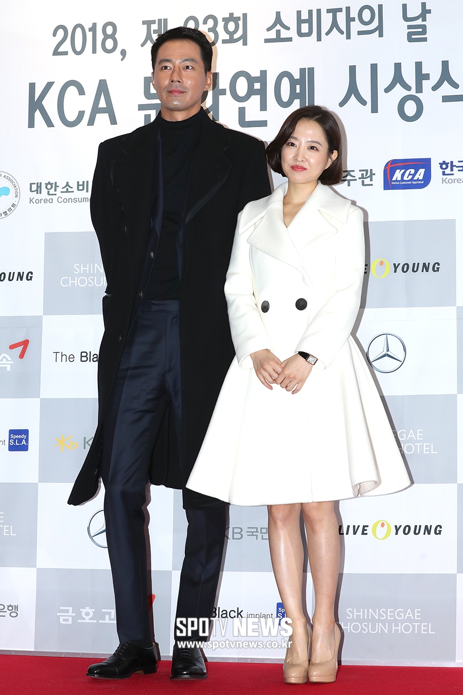 [영상] 조인성X박보영, 묘한 선남선녀가 함께한 시상식