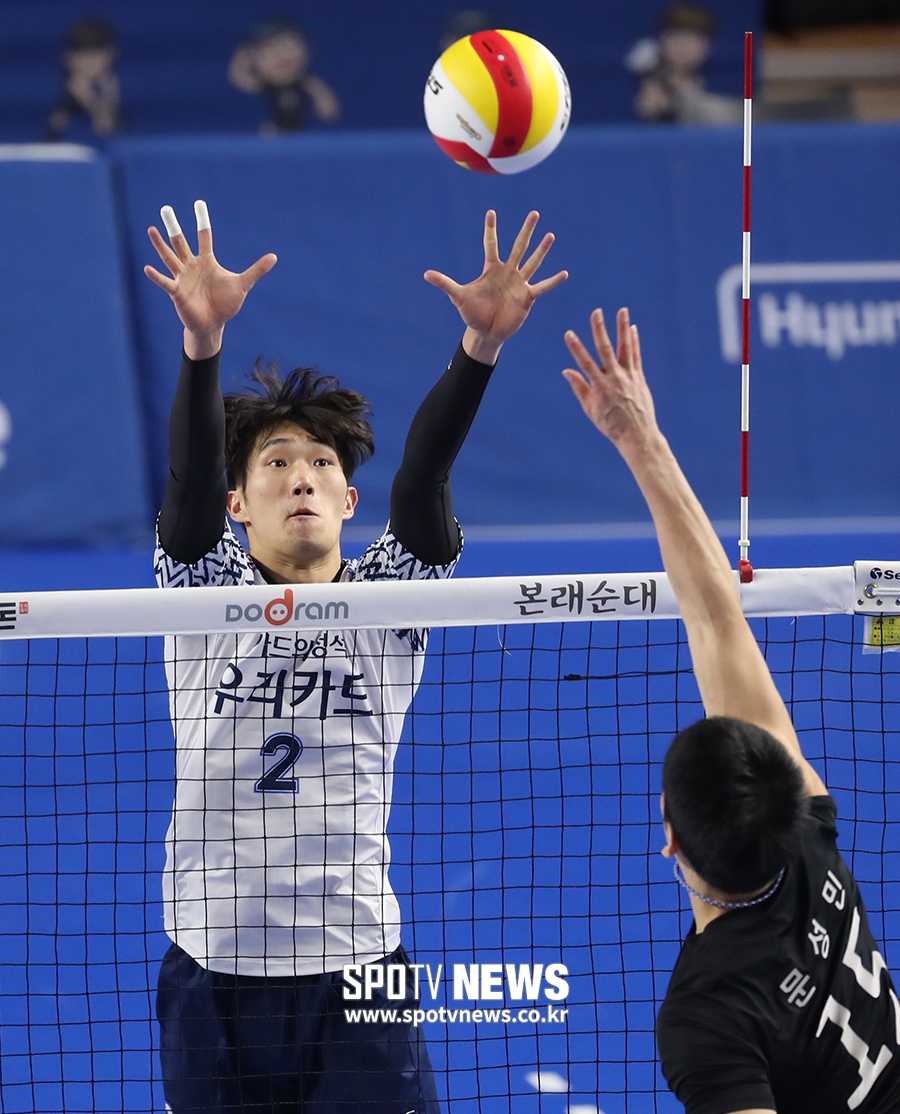 [포토S] 토스하는 이승원