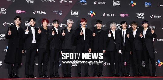 [영상] 워너원 12월 31일 활동종료, 1월 콘서트로 마무리