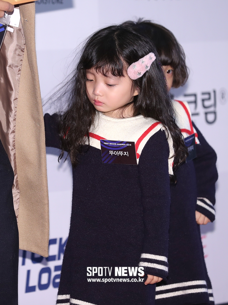 [포토S] 뚜지, '카메라 너무 무서워요~'