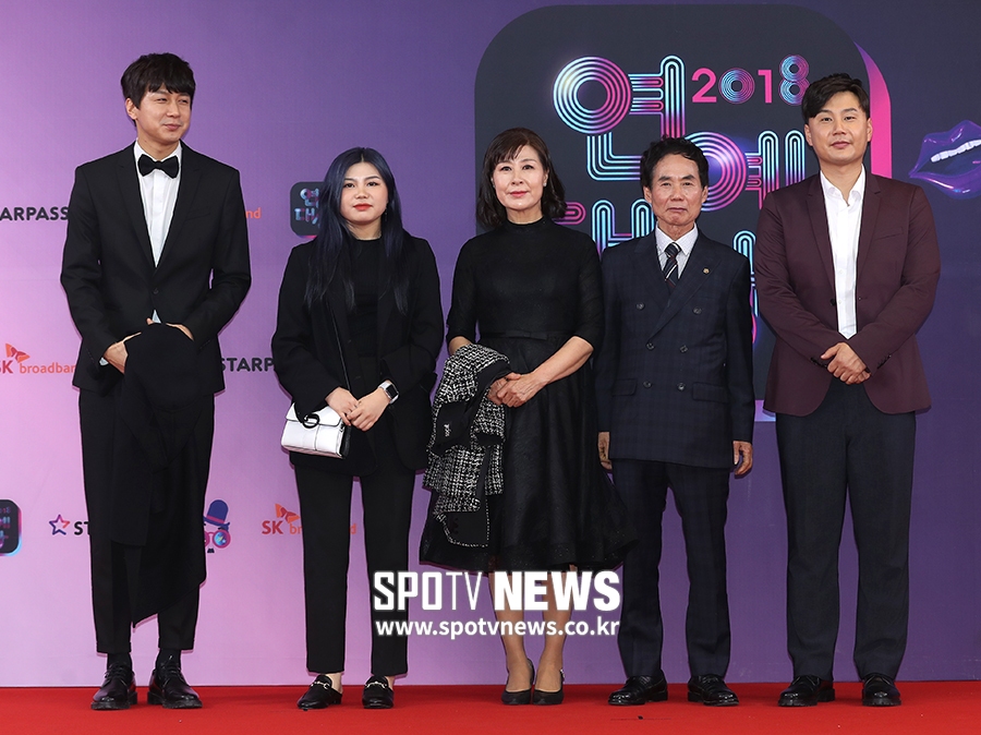 [포토S] 김승현 가족, 광산김씨 연예대상 나들이!