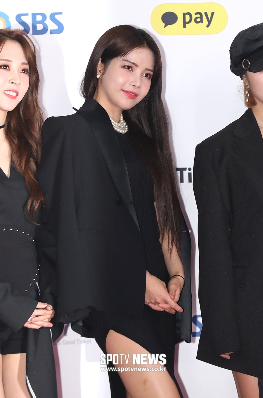 [포토S] 마마무 솔라, 각선미 드러내고