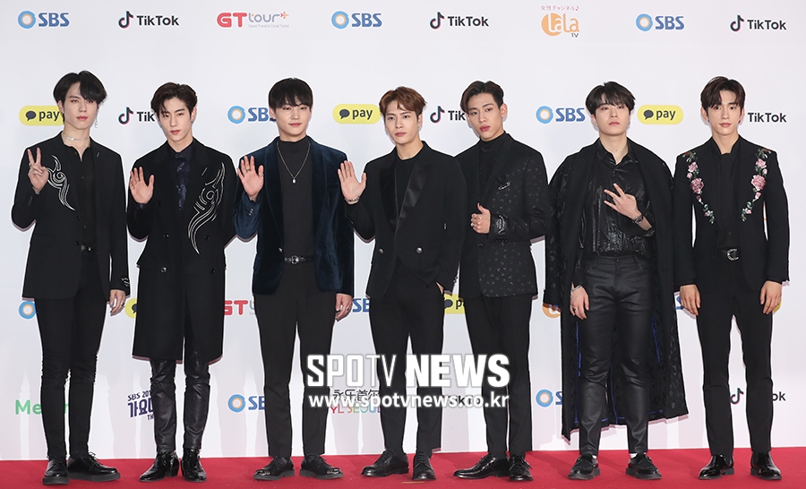 [포토S] 포즈 취하는 갓세븐