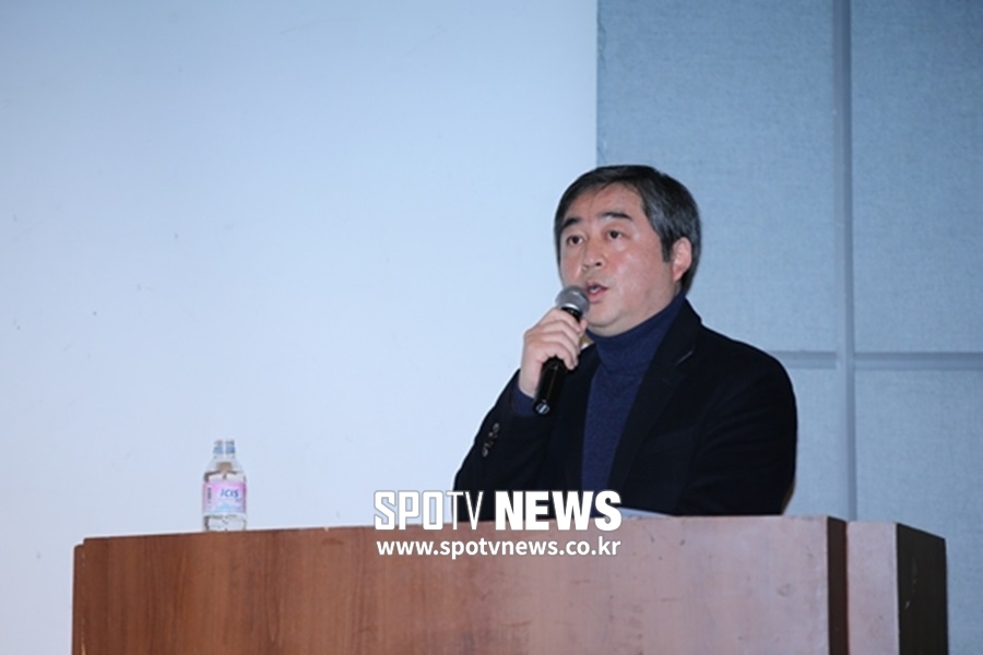 이정현 대표 "더 이스트라이트 이석철, 절도 행위 고소 예정"