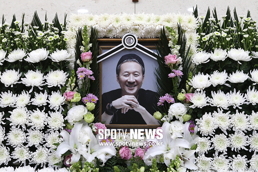 [포토S] 고 전태관 빈소, '최고의 드러머 큰 별이 지다'
