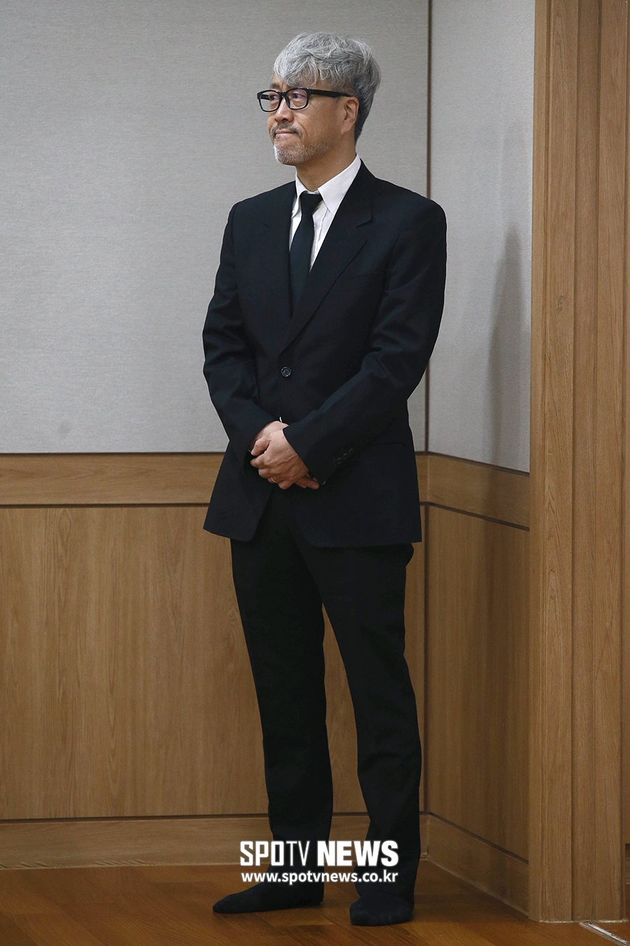 [포토S] 김종진, 친구를 떠나보내며