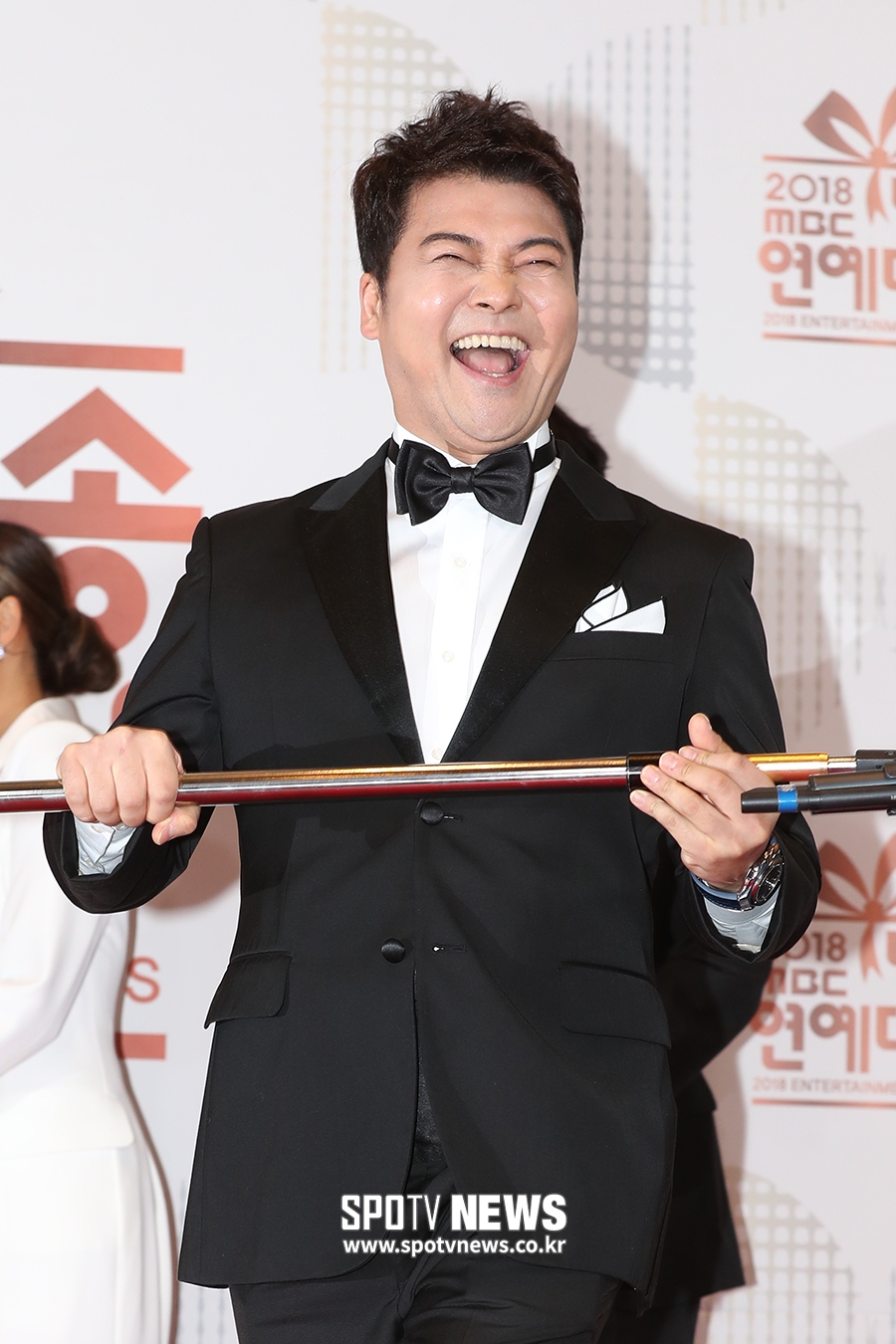 [포토S] 전현무, 얼굴만 봐도 웃음 나오는 무큐리!