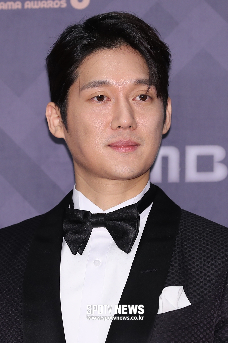 [포토S] 송창의, 반듯한 얼굴