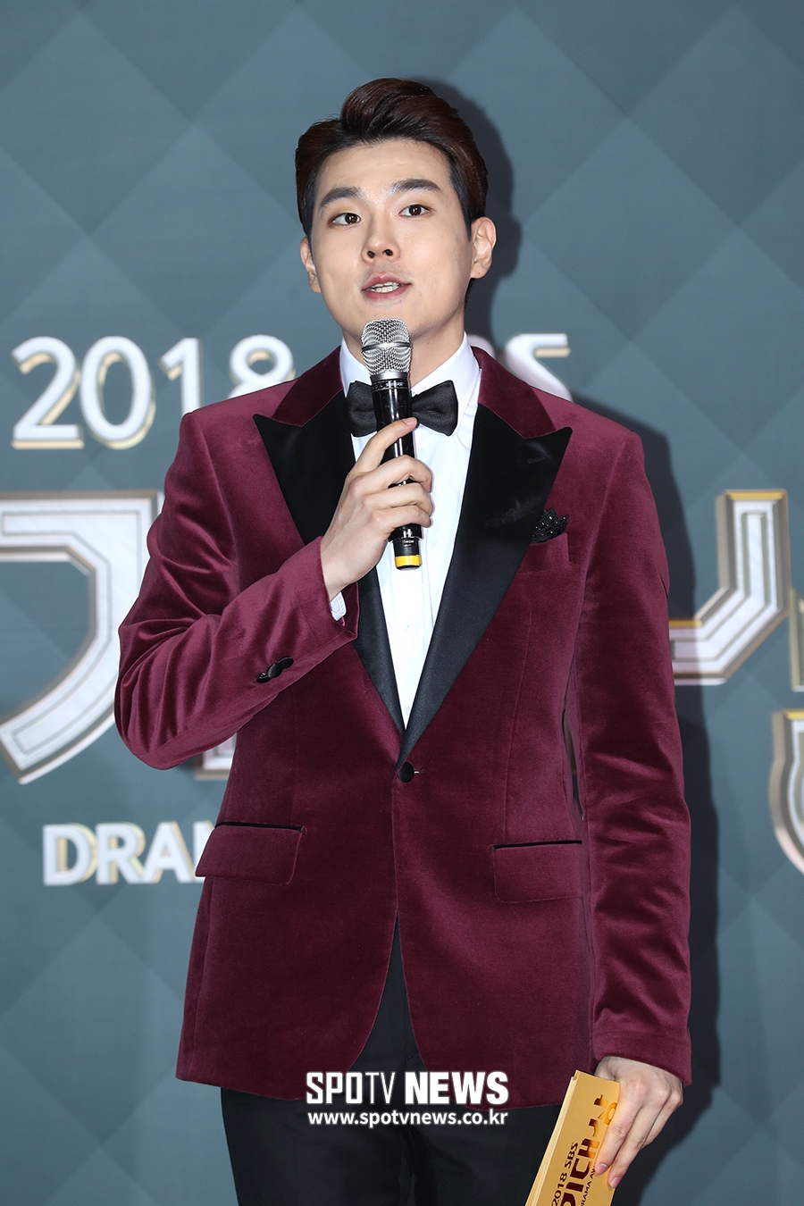 [포토S] 이인권, SBS 연기대상 레드카펫 MC
