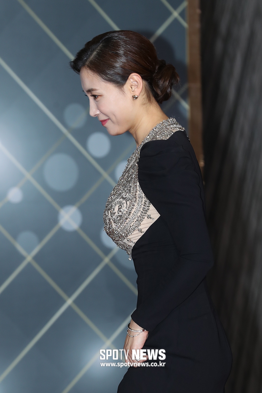 [포토S] 남상미, 옆에서 보면 더 돋보이는 볼륨감