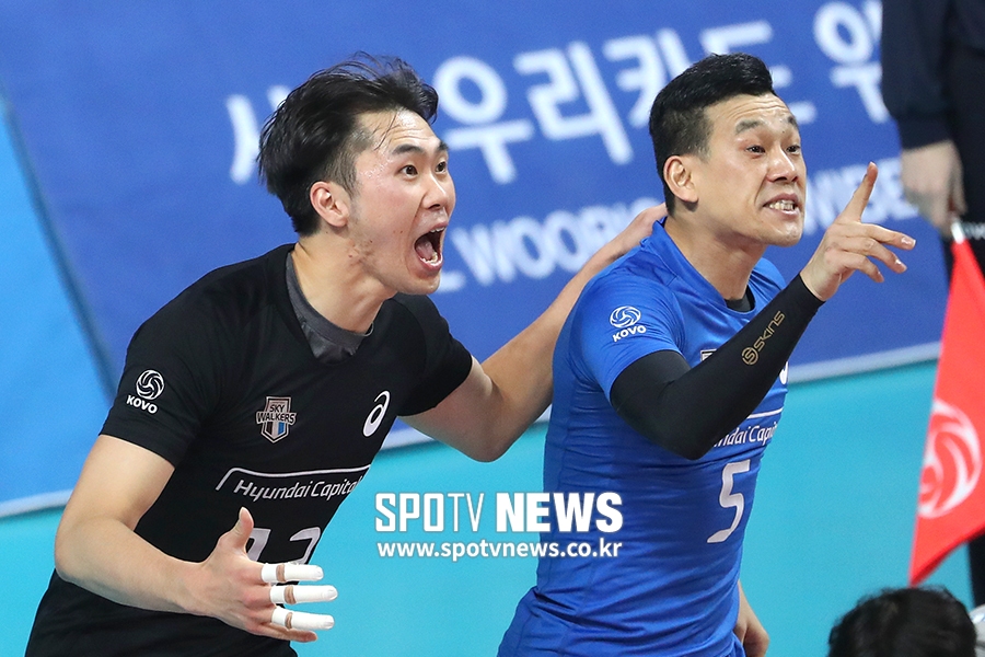 [포토S] 전광인-여오현, '한 점만 더!'