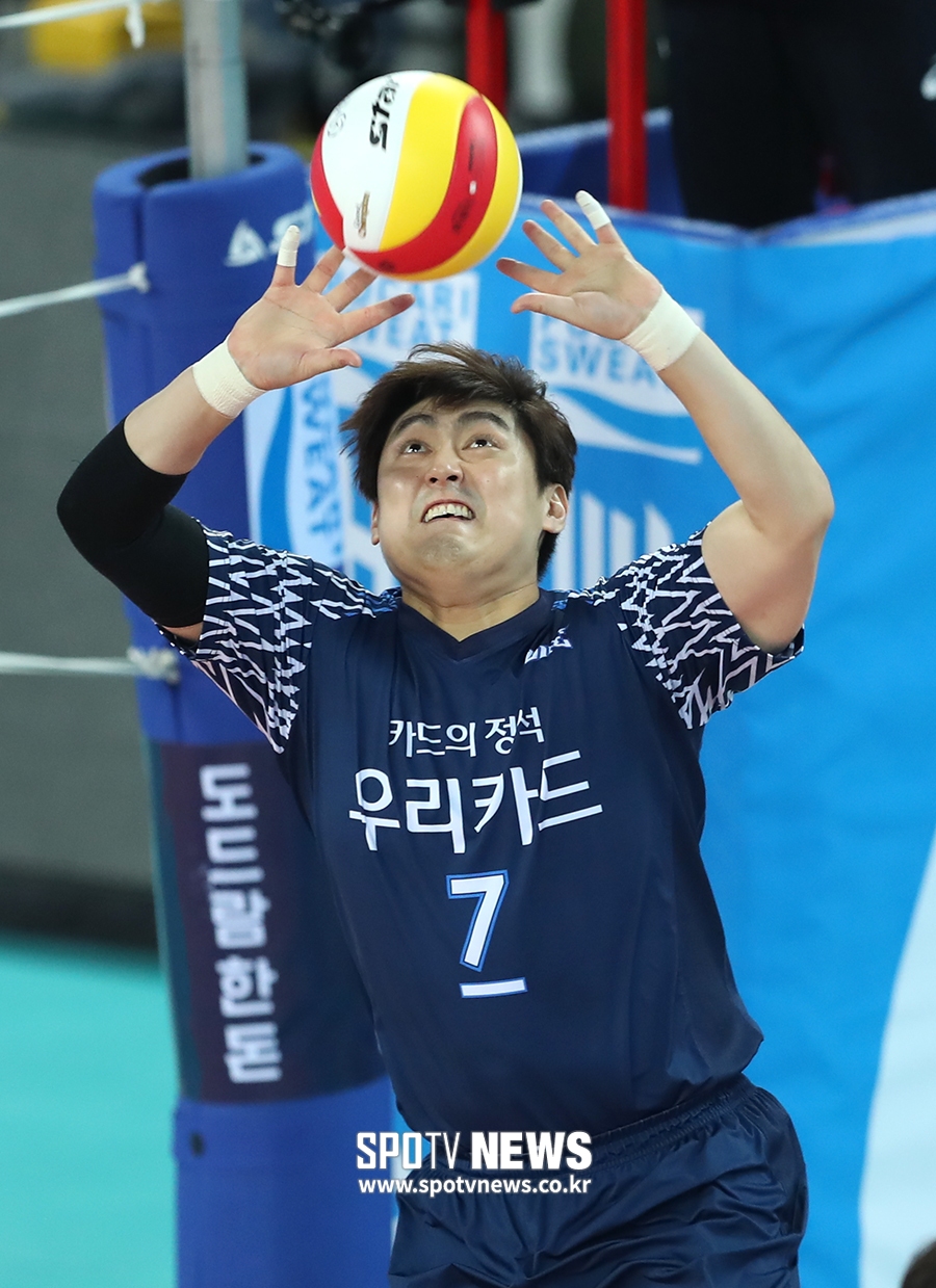 [포토S] 유광우, '오늘은 내게 맡겨'
