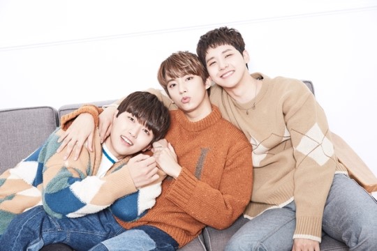 WM 측 "B1A4 비방‧명예훼손, 선처 없이 법적 대응"(공식입장)
