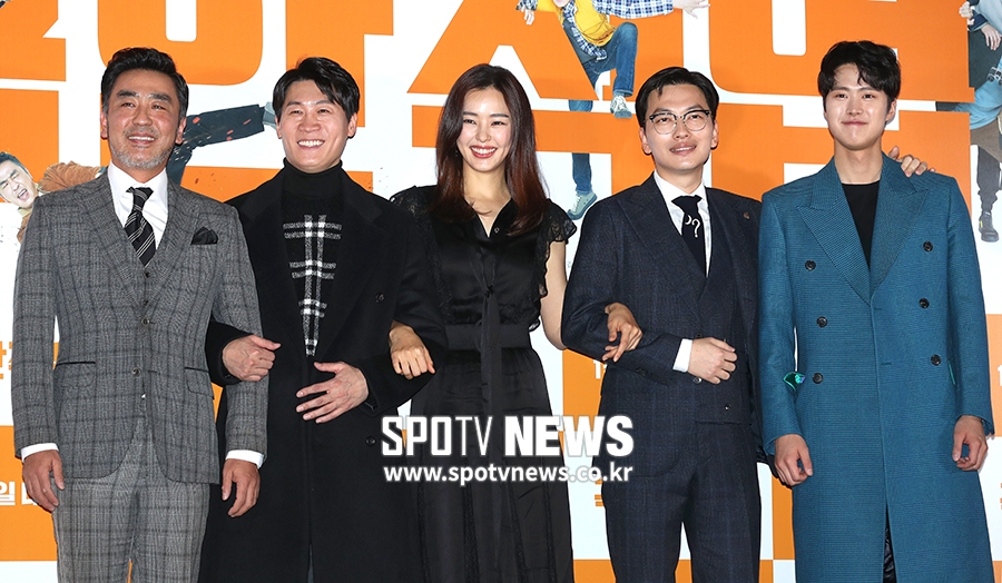 [현장S]마약치킨보다 '약빤' 팀워크..'극한직업', 작정한 코미디가 왔다
