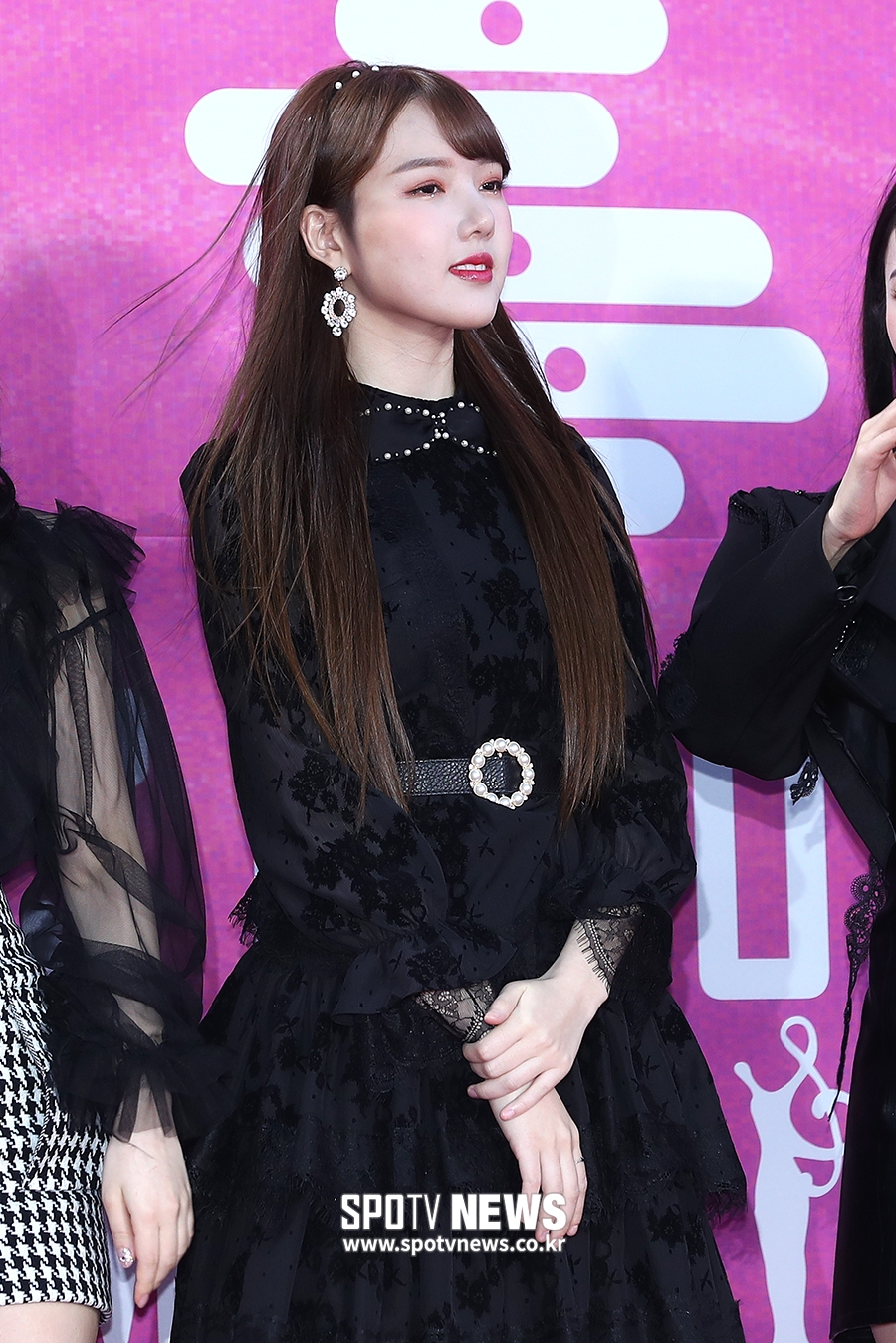 [포토S] 여자친구 예린, 칼바람도 이기는 미모