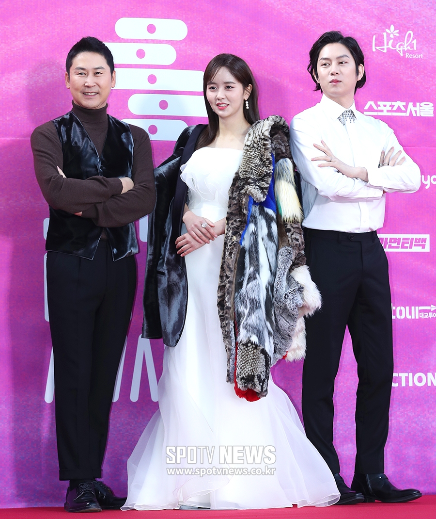 [포토S] 신동엽-김소현-김희철, 서울가요대상 MC!