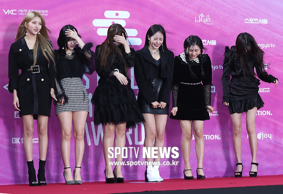 [포토S] 여자친구, '칼바람 공격! 앞머리를 사수하라!'