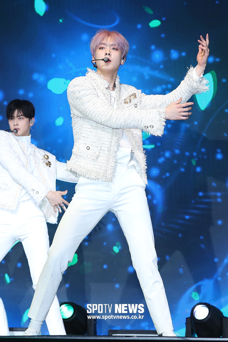 [포토S] 아스트로 윤산하, 섹시한 막내