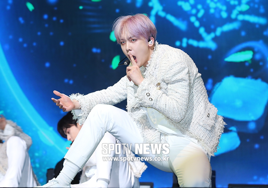 [포토S] 아스트로 윤산하, '쉿'
