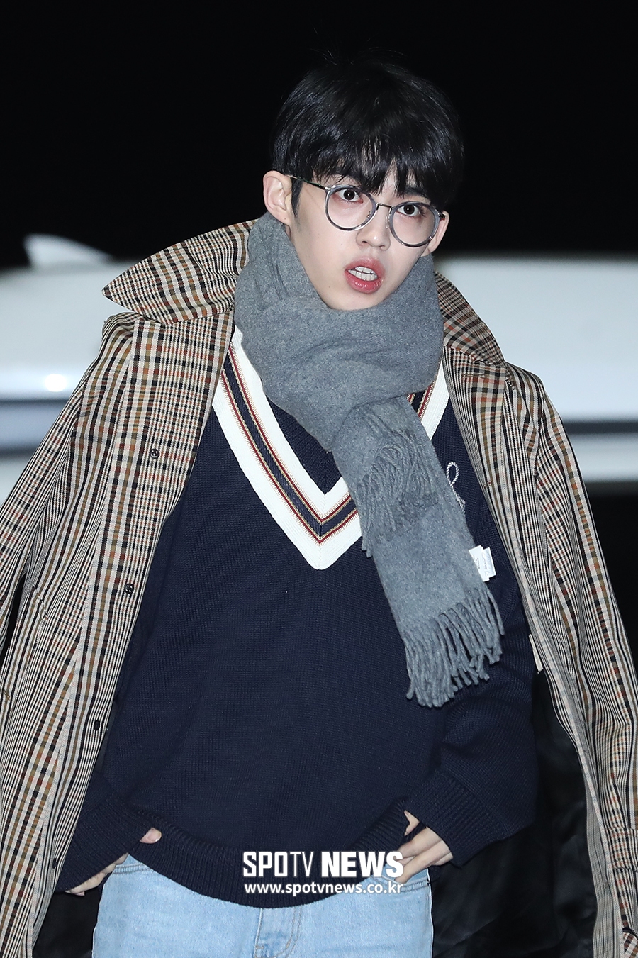 [포토S] 세븐틴 에스쿱스, 재킷은 그냥 걸칠 뿐