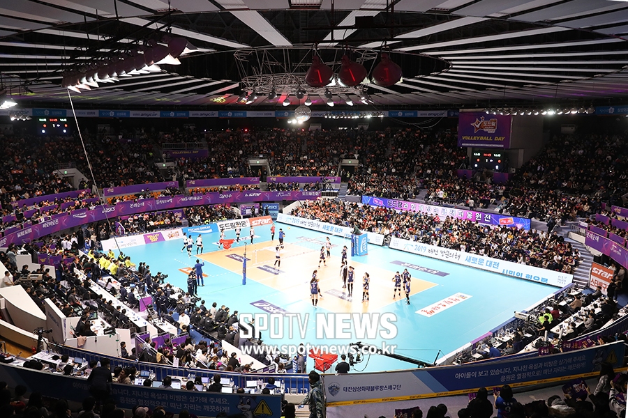[포토S] V리그 올스타전, 열기 뜨거운 충무체육관!