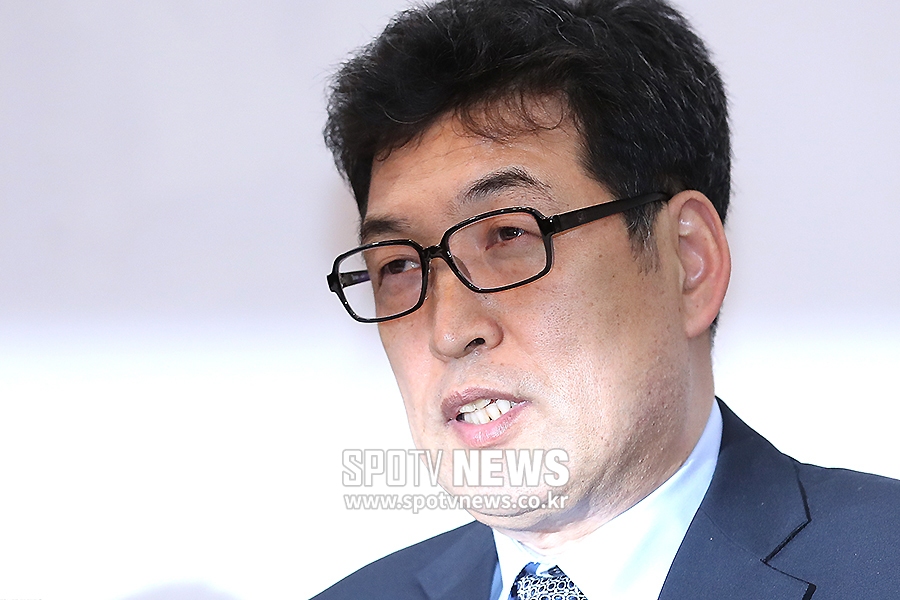 [포토S] 전명규 교수, 적폐 몸통 지적에 반박