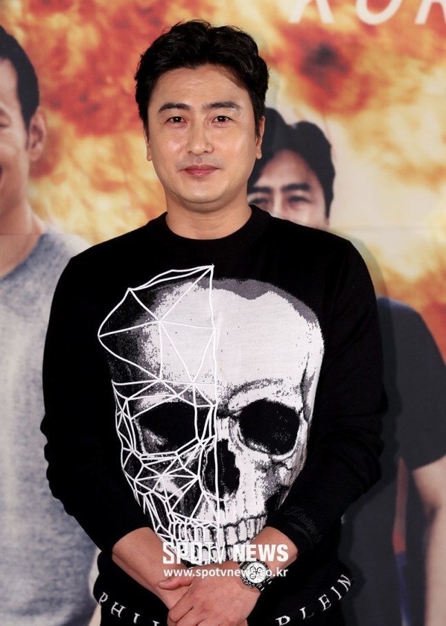 안정환, 빚투 논란…사라지지 않는 '어머니'라는 그림자(종합)