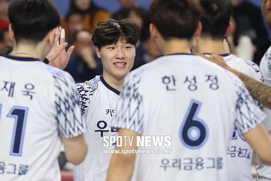 [포토S] 최현규, '서브 자신 있어'