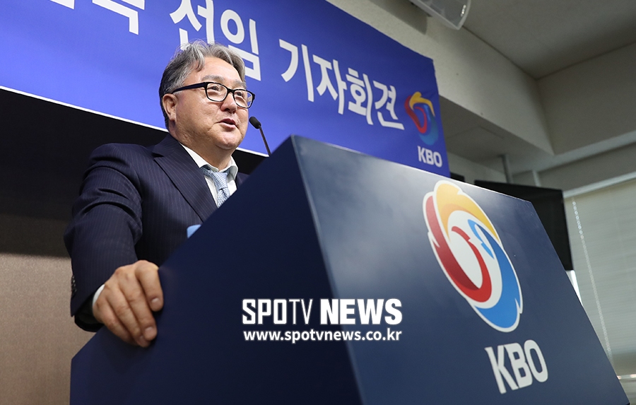 [포토S] 김경문 감독, "목표는 프리미어12"
