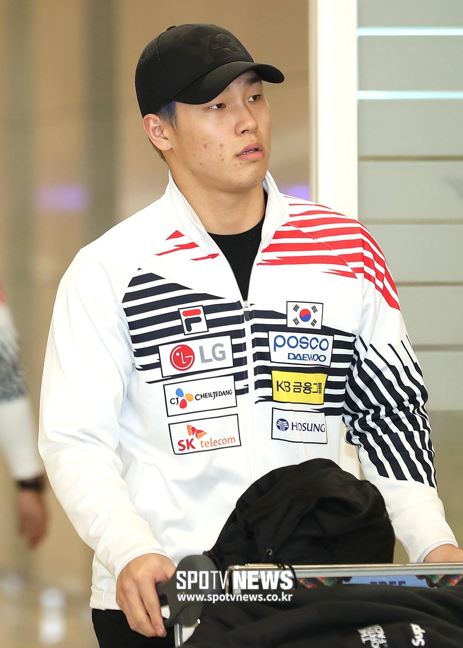 [포토S] 윤성빈, '시즌 첫 금메달 따고 왔어요!'