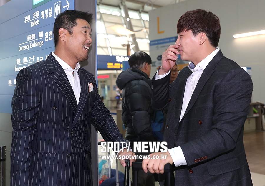 [포토S] 이호준-나성범, 이제는 선수와 코치로