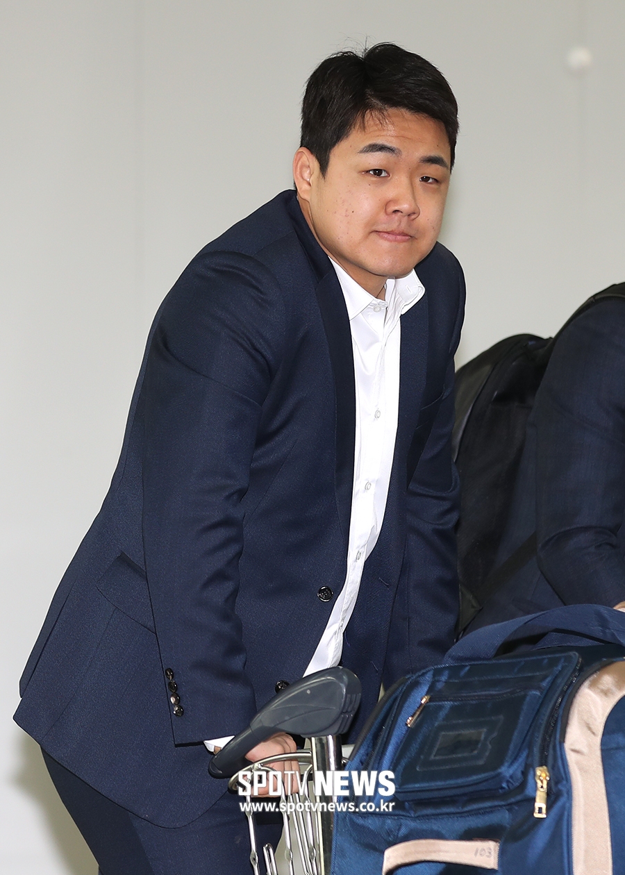 [포토S] 장현식, '올해는 TV로 야구 안 봐야죠'