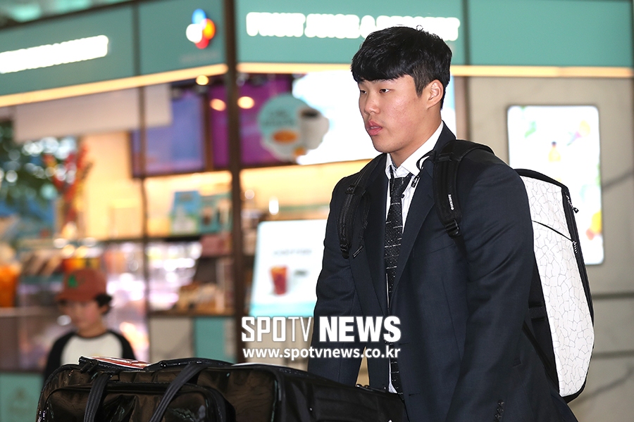 [포토S] 김대현, 스프링캠프 출국