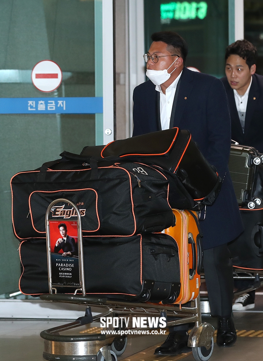 [포토S] 양성우, 마스크 끼고