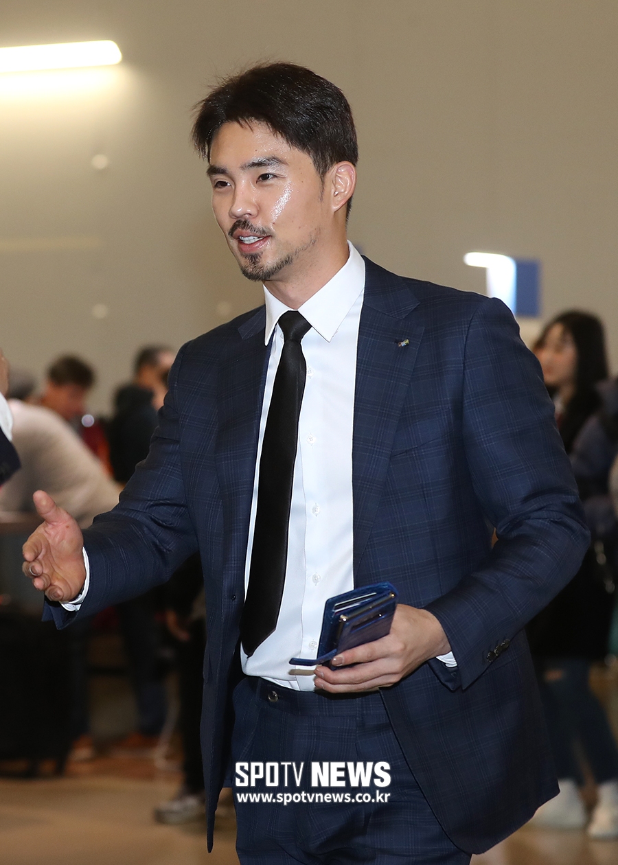 [포토S] 오재원, 빛나는 물광 피부