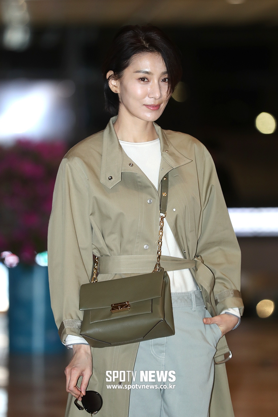 [포토S] 김서형, 김주영 선생님의 부드러운 미소